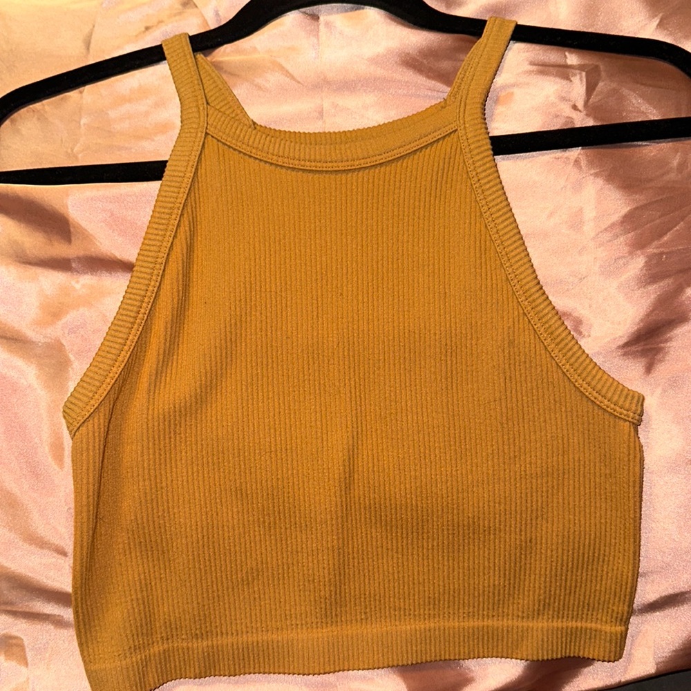 Ribbed Crop Tank